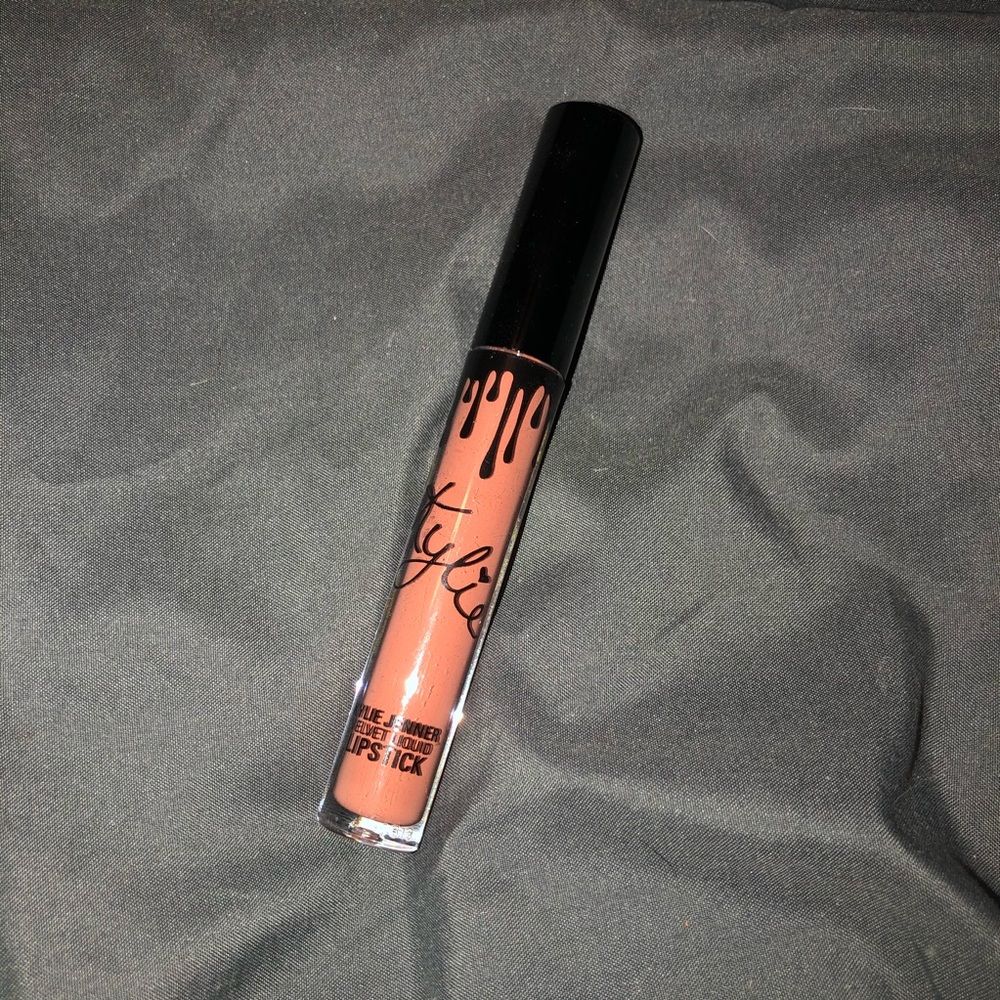 Kylie Cosmetics Velvet Lipstick